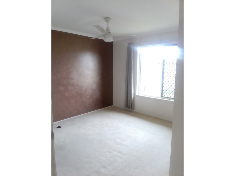 8 Dundas Close, Caboolture QLD 4510