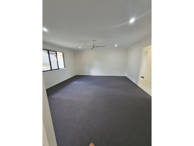 6 Bein Close, Narangba QLD 4504