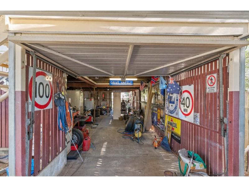 10 Kenwyn Road, Red Hill QLD 4059