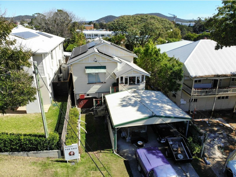 10 Kenwyn Road, Red Hill QLD 4059