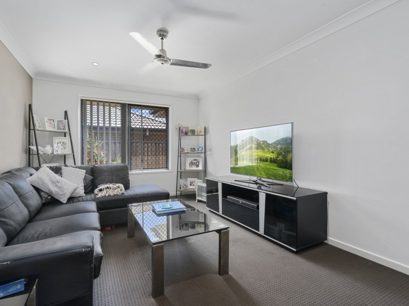 15 Regal Crescent, Narangba QLD 4504