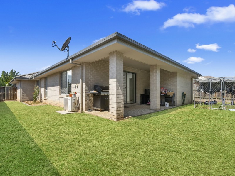 15 Regal Crescent, Narangba QLD 4504