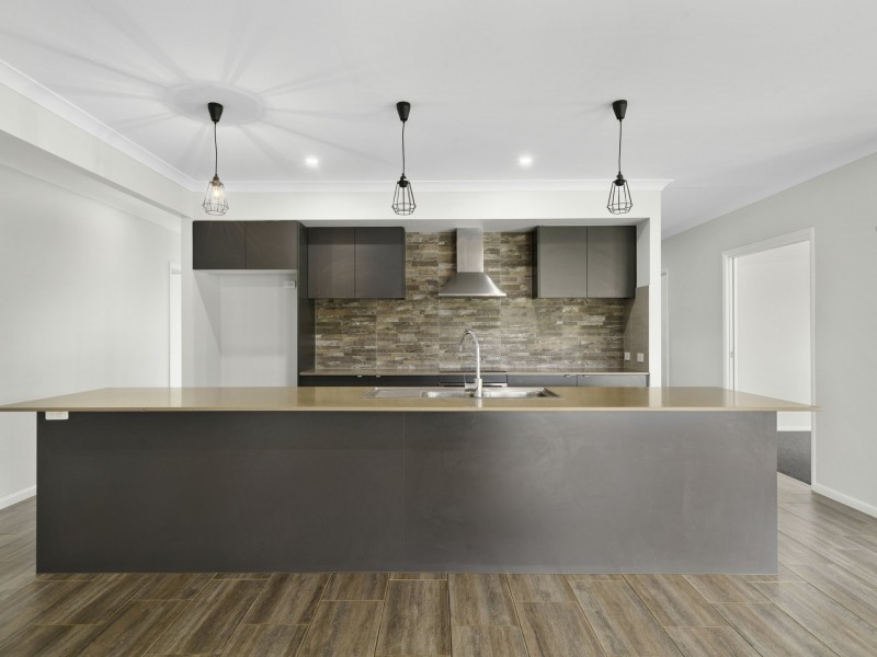 16 Mountain View Court, D’aguilar QLD 4514