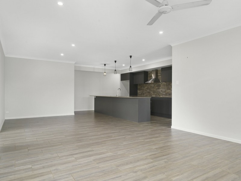 16 Mountain View Court, D’aguilar QLD 4514