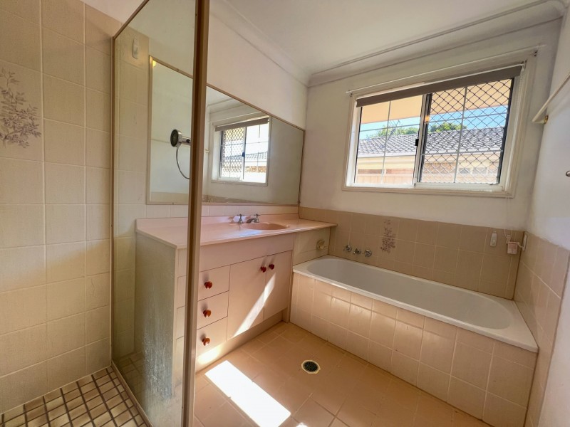 24 Cook Avenue, Caboolture South QLD 4510