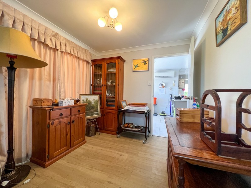 24 Cook Avenue, Caboolture South QLD 4510