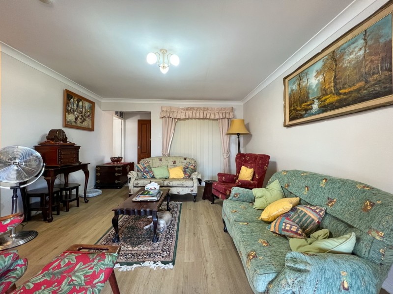 24 Cook Avenue, Caboolture South QLD 4510