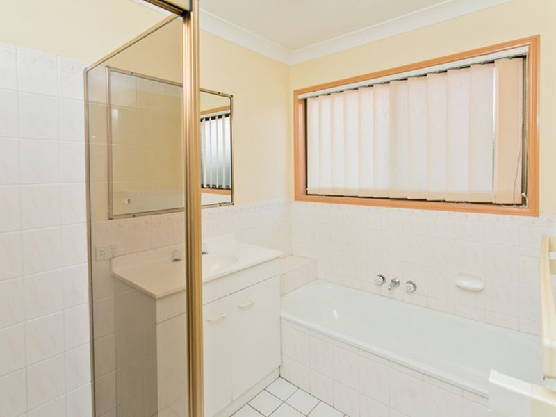 9 Benjamin Court, Morayfield QLD 4506