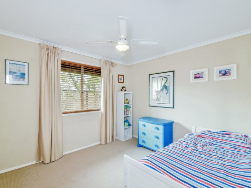 35 Cumming Street, Bongaree QLD 4507