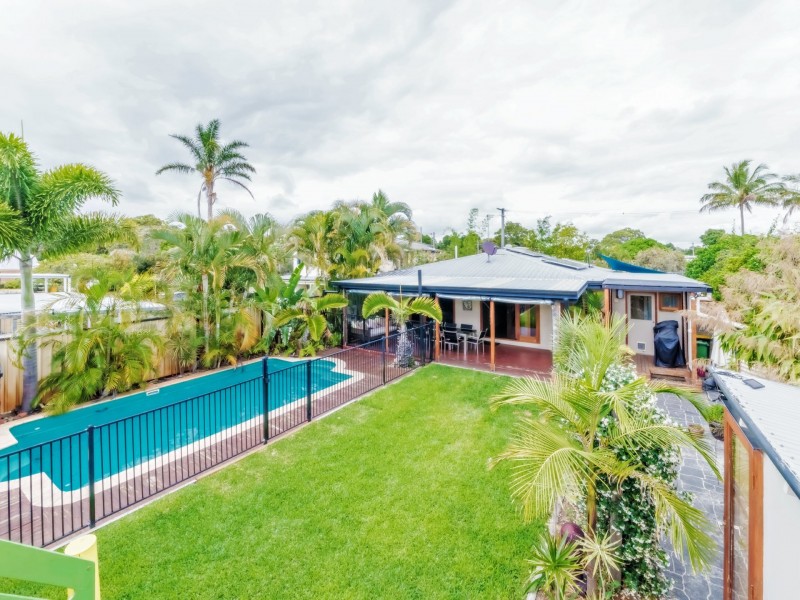 35 Cumming Street, Bongaree QLD 4507