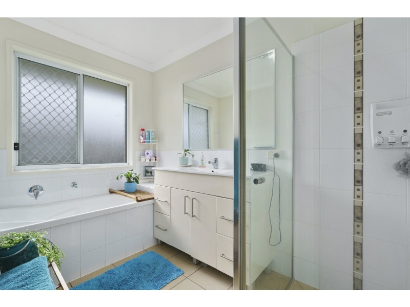 20 Lawrie Court, Caboolture QLD 4510