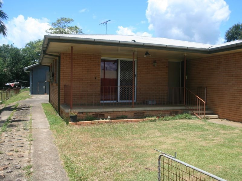 8 Station Street, Caboolture QLD 4510