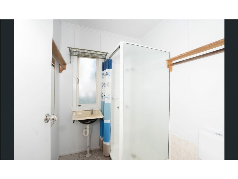 8B Shirley Street, Caboolture QLD 4510