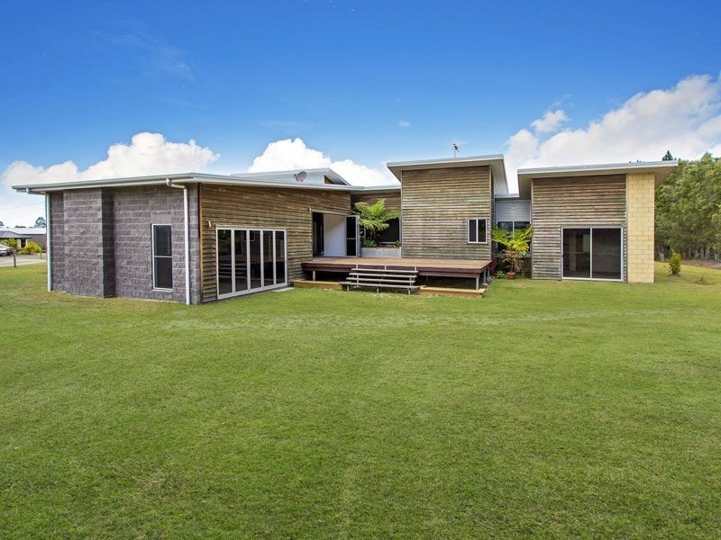 18 Bigita Place, Elimbah QLD 4516