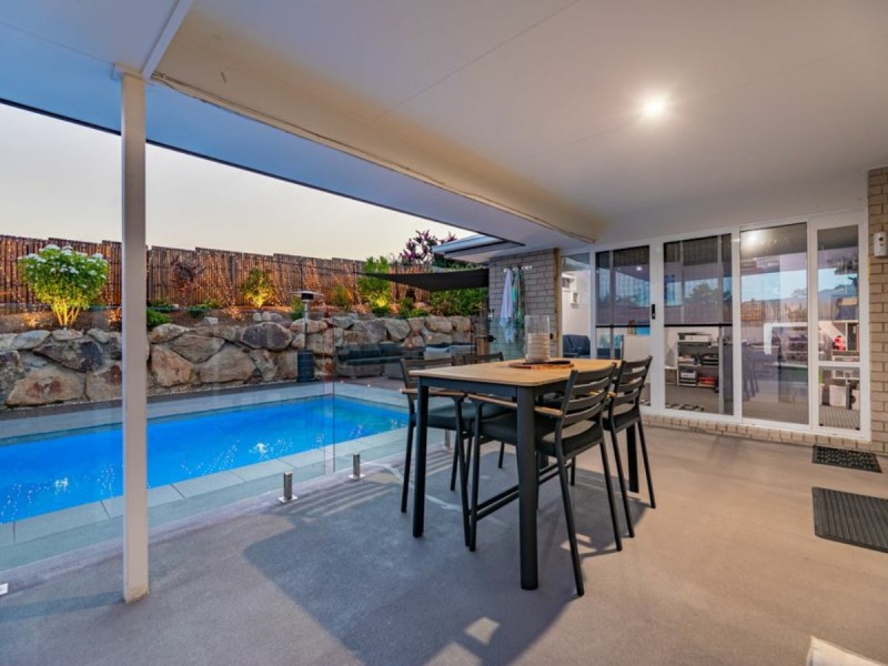 48 Crest Street, Narangba QLD 4504