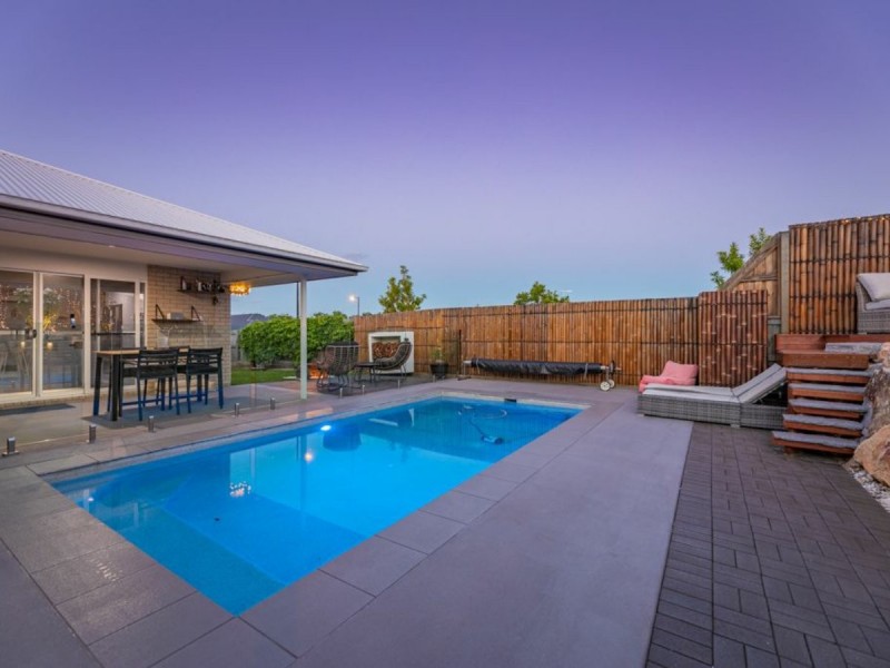 48 Crest Street, Narangba QLD 4504