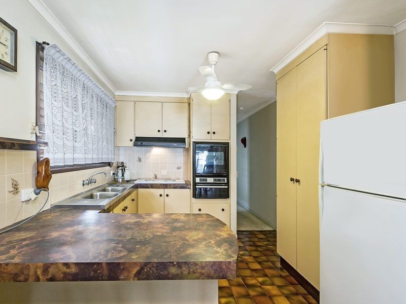 11 Fortune Esplanade, Caboolture South QLD 4510