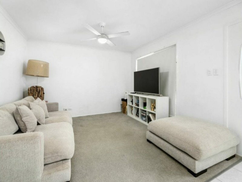 8 Creswick Court, Caboolture QLD 4510
