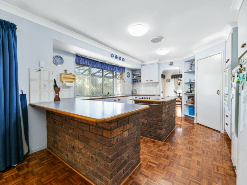 34 Coolbart Court, Morayfield QLD 4506