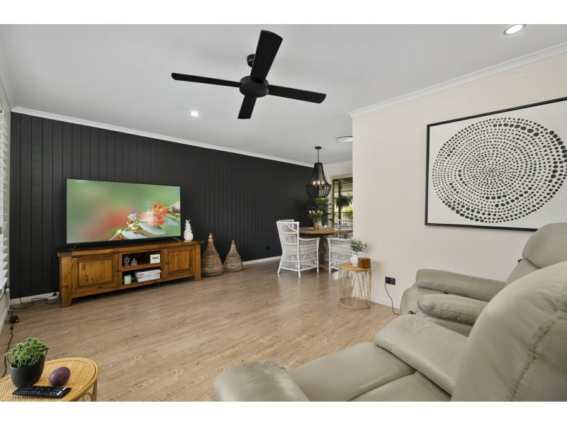 5 Compass Street, Caboolture South QLD 4510