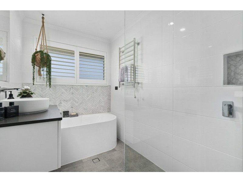 5 Compass Street, Caboolture South QLD 4510