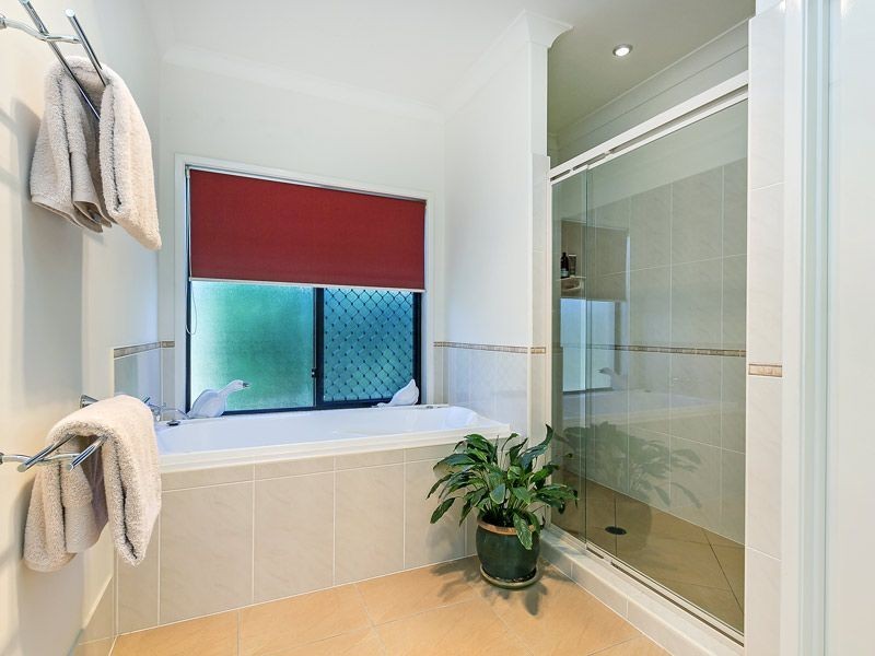 16 Dunebean Drive, Banksia Beach QLD 4507