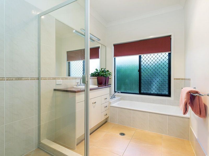 16 Dunebean Drive, Banksia Beach QLD 4507