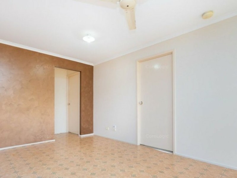 8 Dundas Close, Caboolture QLD 4510