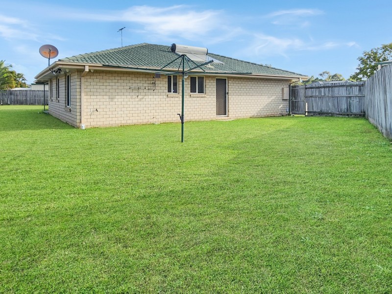 8 Dundas Close, Caboolture QLD 4510