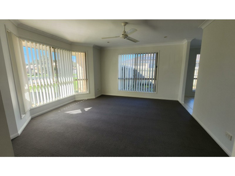 1 Treefrog Street, Ningi QLD 4511