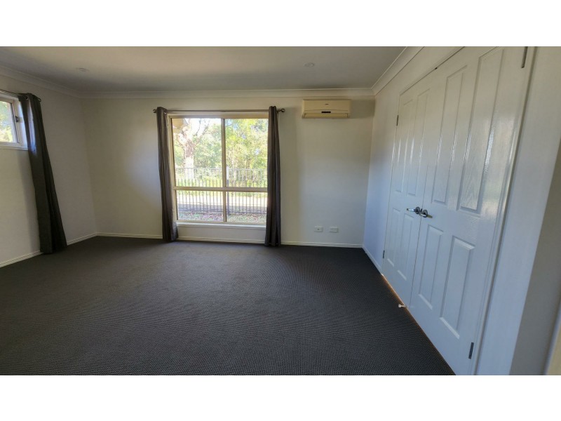 1 Treefrog Street, Ningi QLD 4511