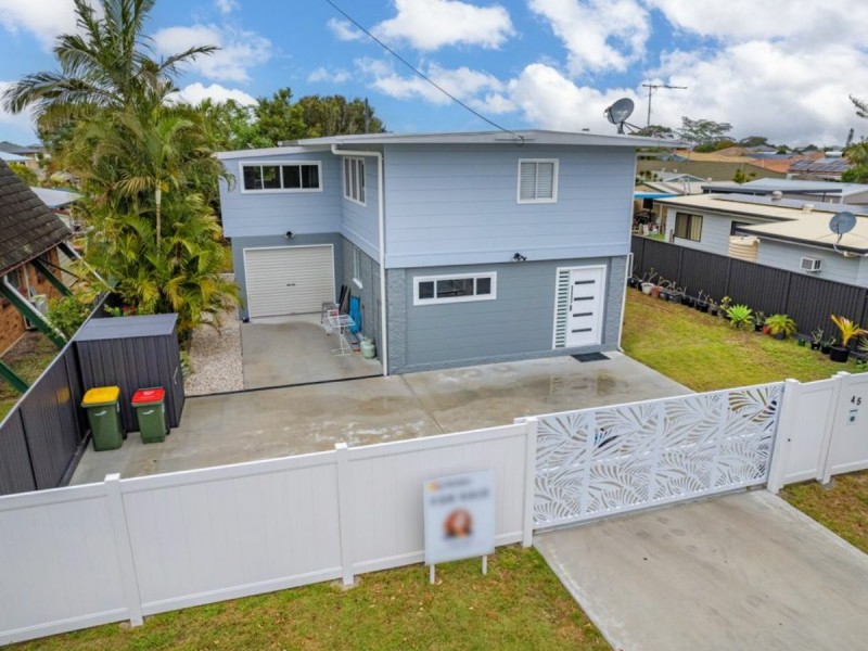 45 Moreton Terrace, Beachmere QLD 4510