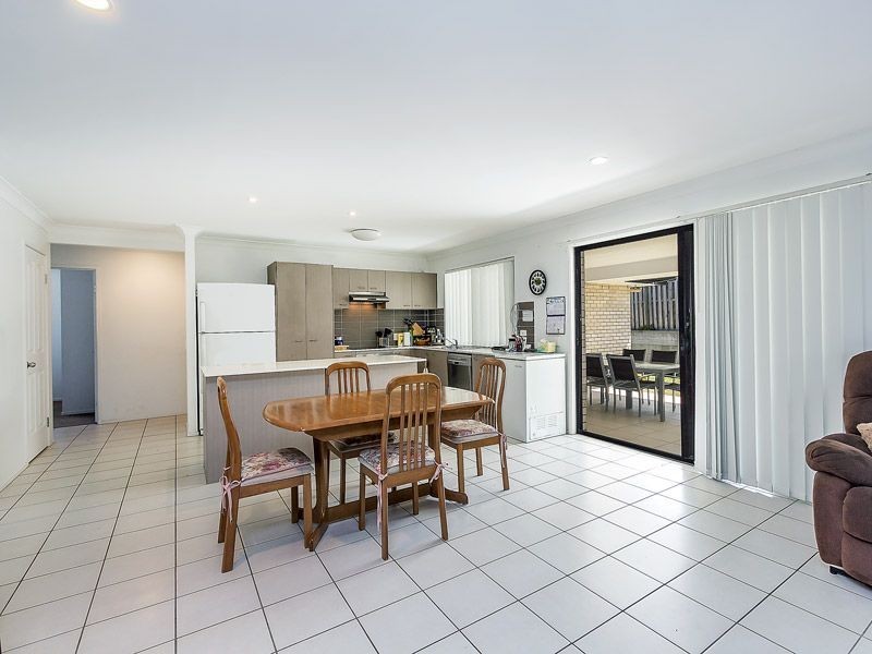26 Peacherine Circuit, Bellmere QLD 4510
