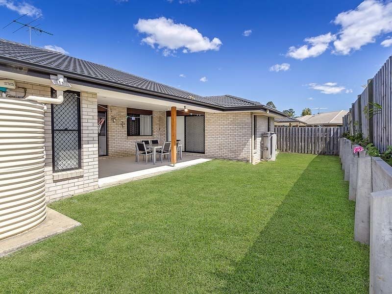 26 Peacherine Circuit, Bellmere QLD 4510