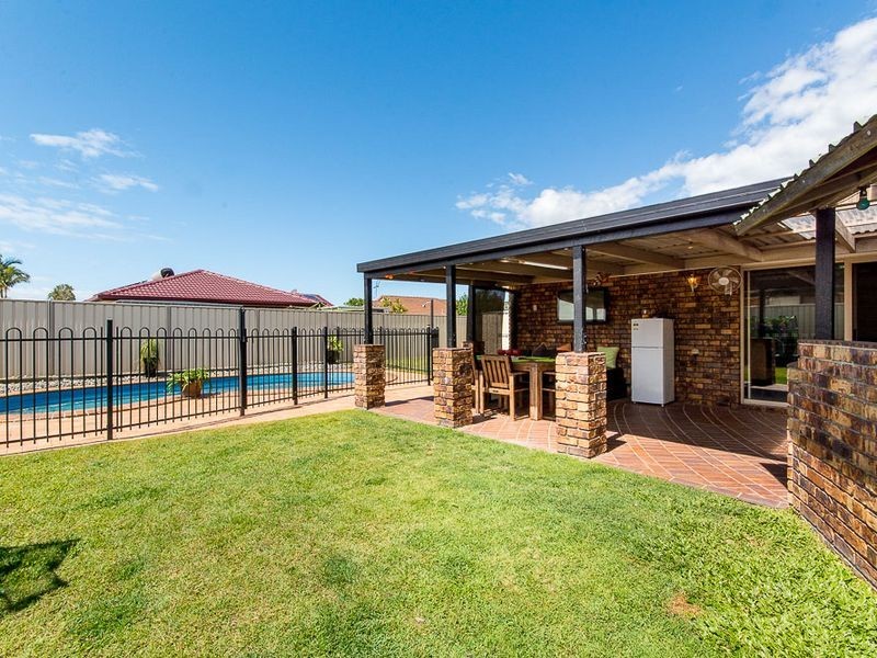 10 Kareela Court, Kippa-ring QLD 4021