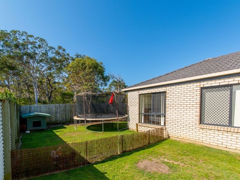 14 Corrimal Place, Sandstone Point QLD 4511