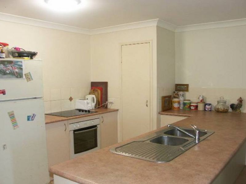 4 Dicarlo Drive, Morayfield QLD 4506