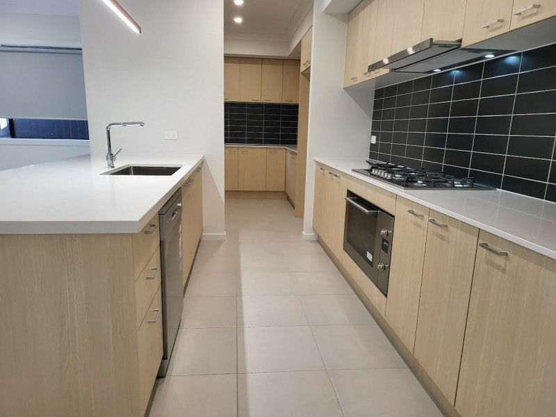 4 Festival Street, Morayfield QLD 4506