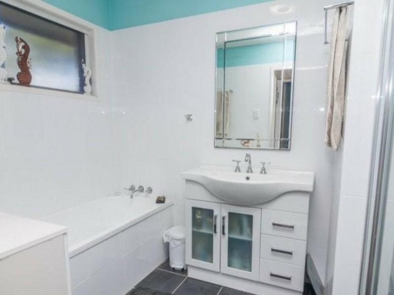 17 Bellview Street, Caboolture QLD 4510