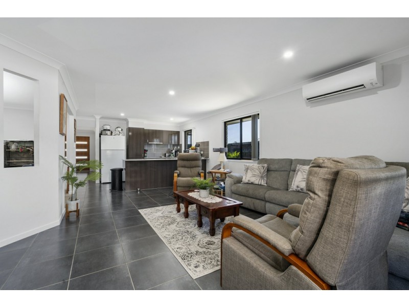 102 Meadowview Drive, Morayfield QLD 4506