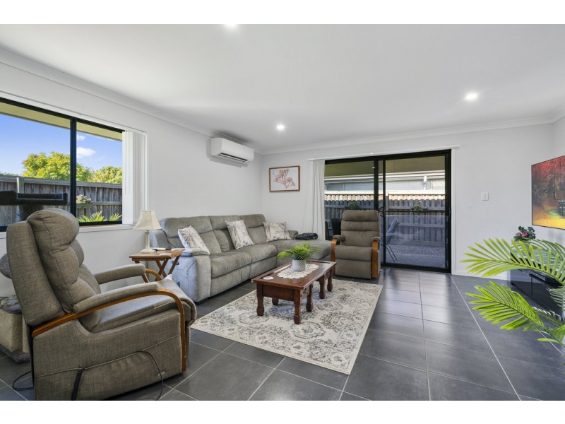 102 Meadowview Drive, Morayfield QLD 4506