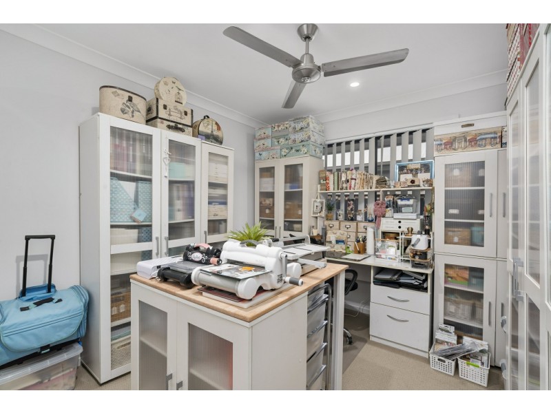 102 Meadowview Drive, Morayfield QLD 4506