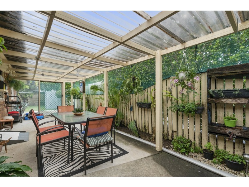 Unit 2/15 Neil Street, Caboolture QLD 4510
