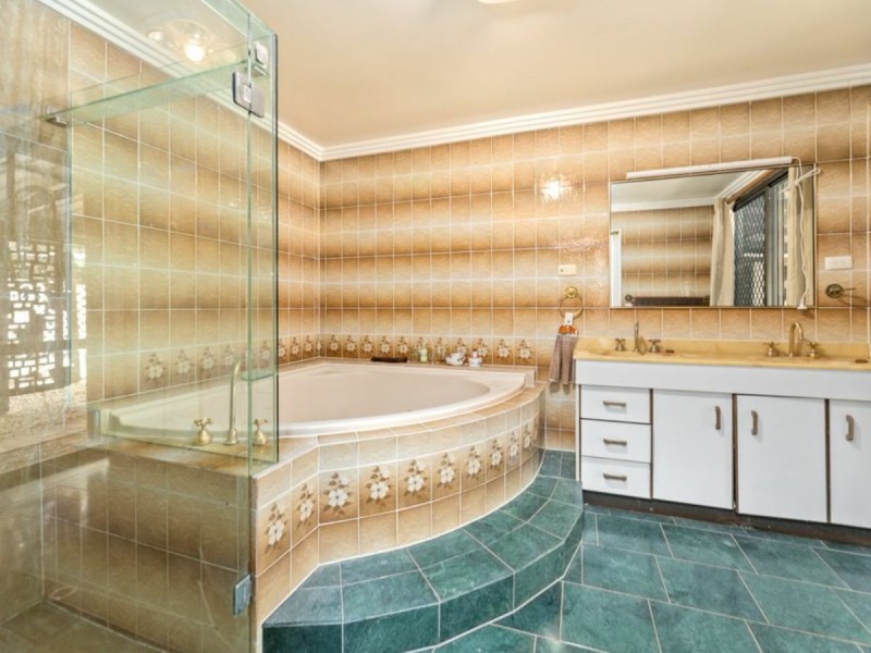 2-18 Cayenne Road, Moodlu QLD 4510