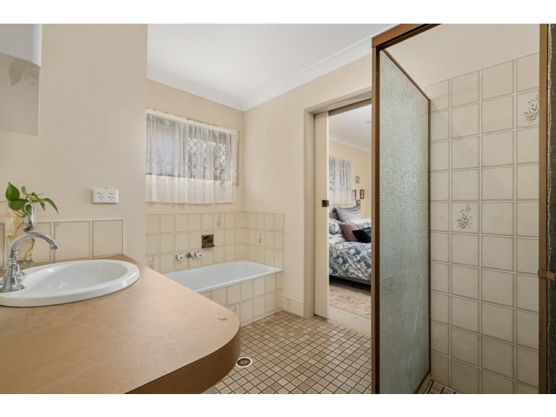 37 Fowler Drive, Caboolture South QLD 4510