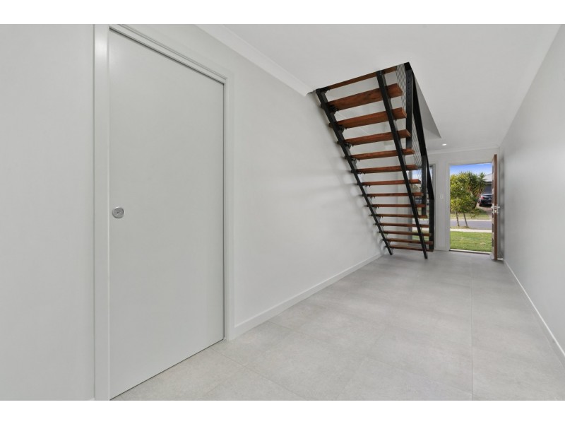 41 Lagoon Road, Burpengary QLD 4505