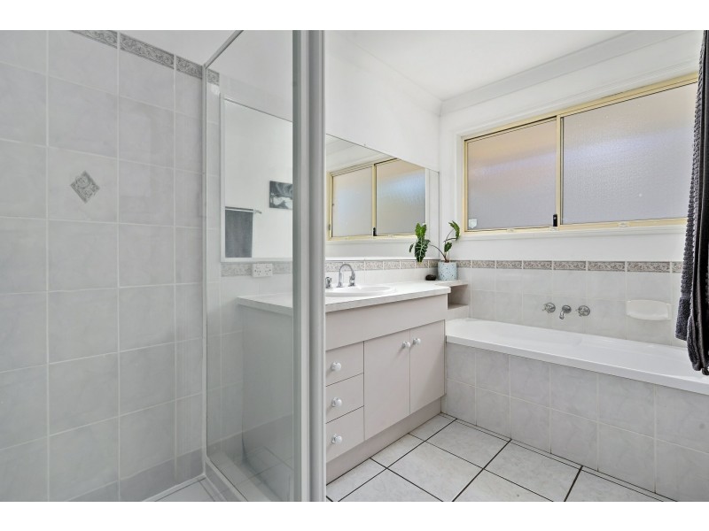 16 Diamantina Court, Murrumba Downs QLD 4503