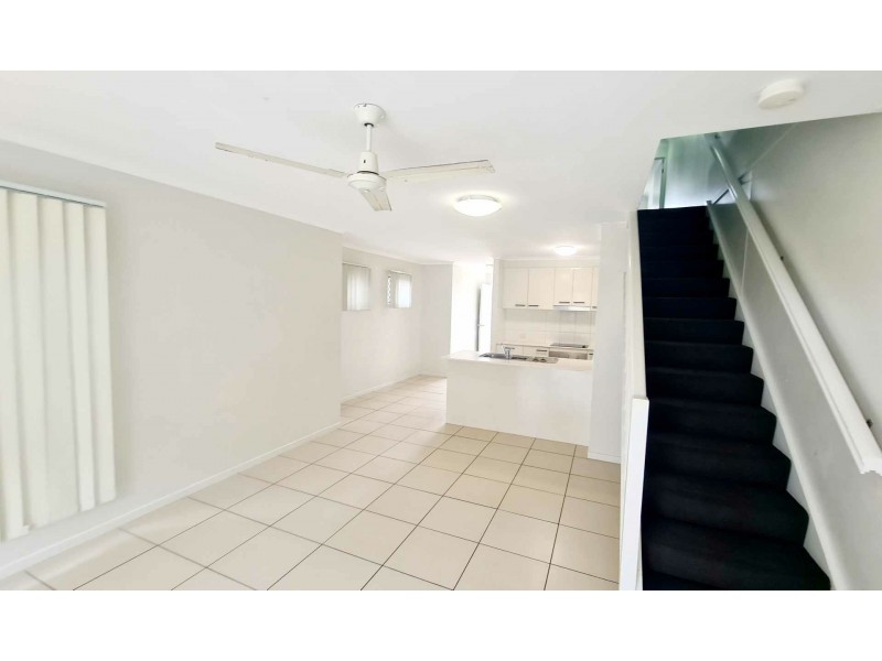 Unit 1/30 Oakey Flat Road, Morayfield QLD 4506