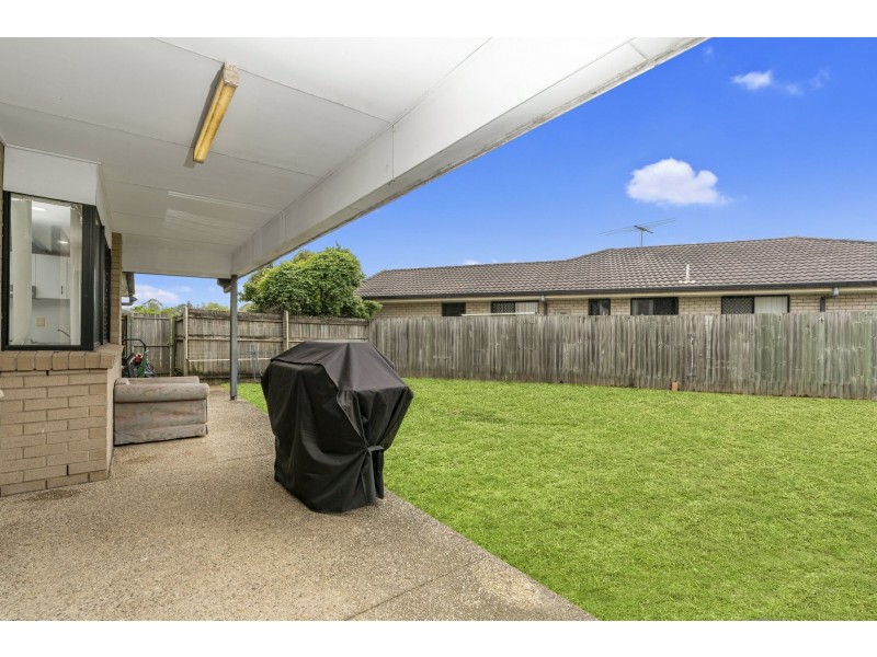 24 Grassdale Crescent, Morayfield QLD 4506