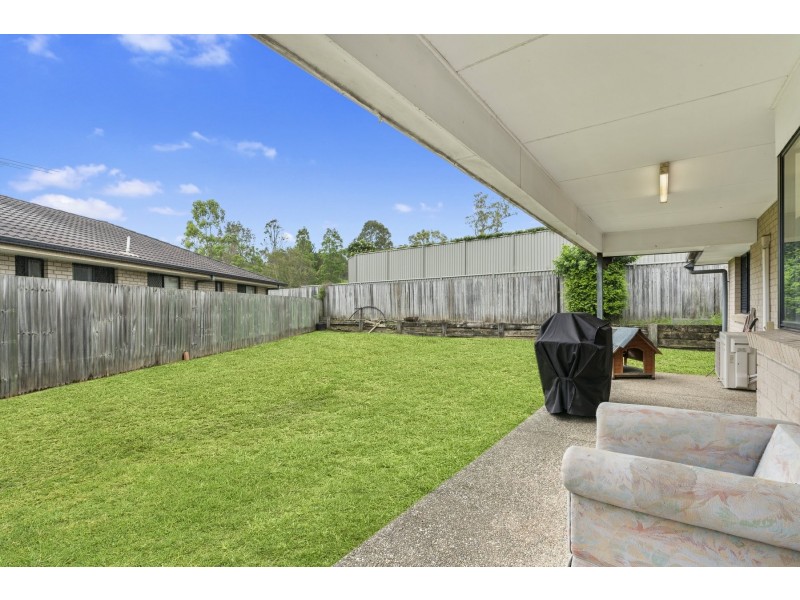24 Grassdale Crescent, Morayfield QLD 4506